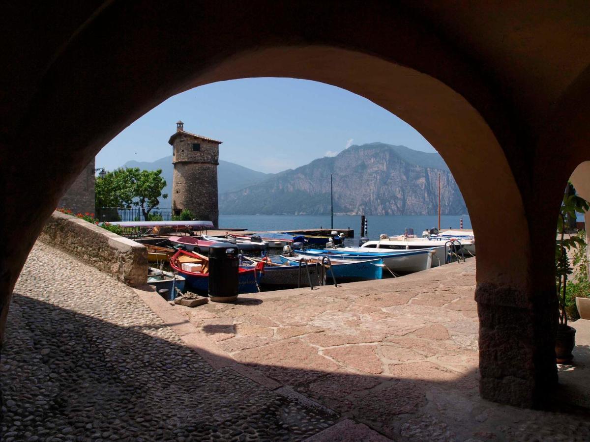 Hotel Eden Brenzone sul Garda Dış mekan fotoğraf