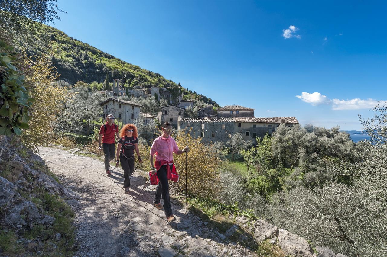 Hotel Eden Brenzone sul Garda Dış mekan fotoğraf
