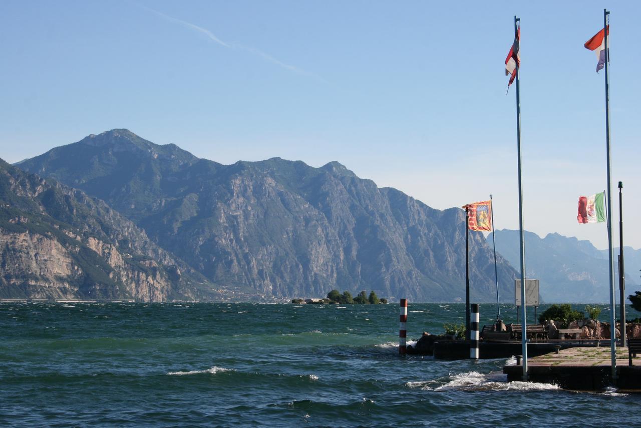 Hotel Eden Brenzone sul Garda Dış mekan fotoğraf